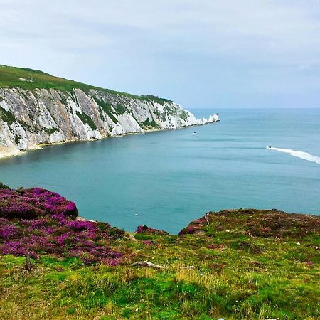 Cosy Holiday Home, Thorness Bay Porchfield  ภายนอก รูปภาพ